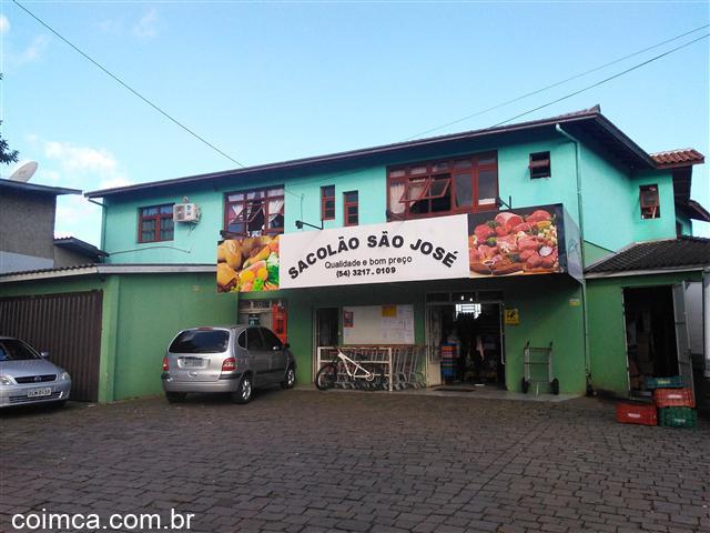 Casa comercial #1023v em Caxias do Sul