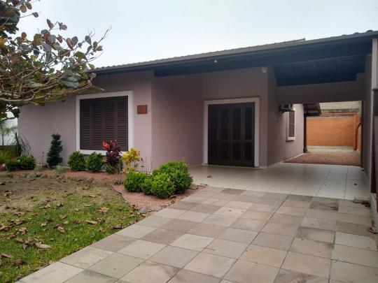 Casa à venda no bairro Centro, Imbé, Referencia: I8675